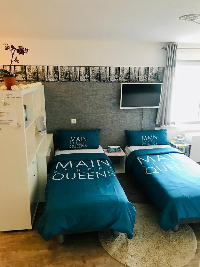 Wohnung Mit Charme, Netflix Rheinstetten Ngoại thất bức ảnh
